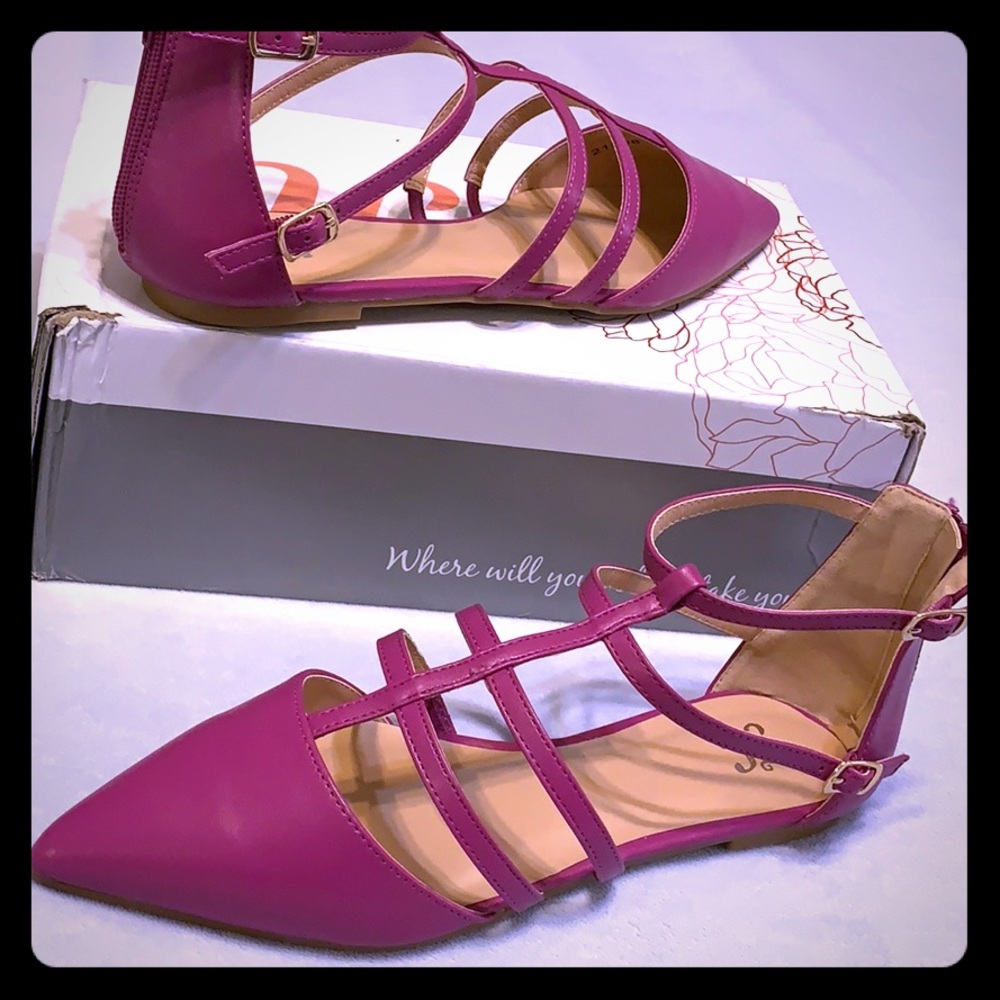 New pointy toe sandals